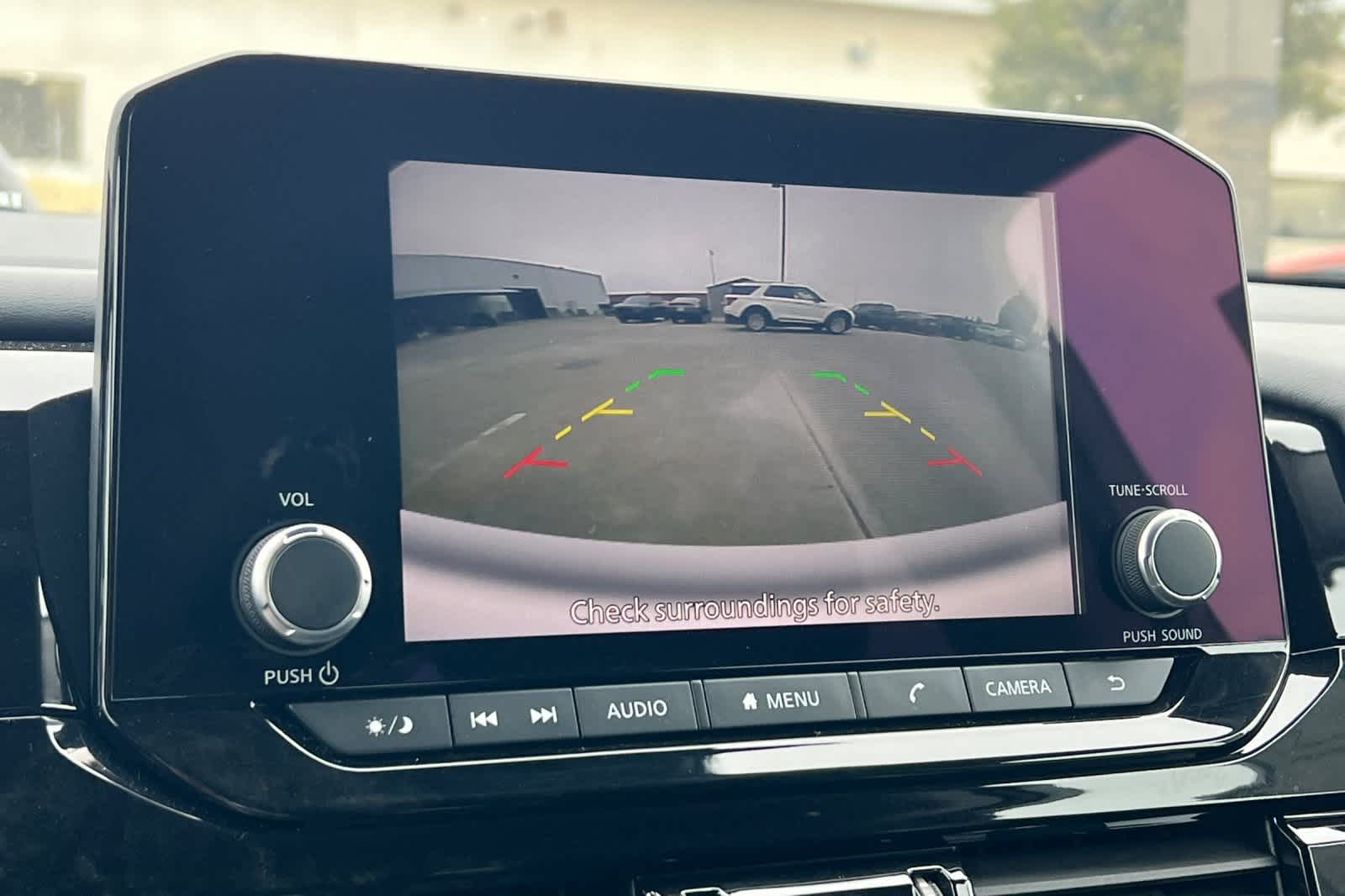 Thumbnail: 2024 Nissan Pathfinder - 24