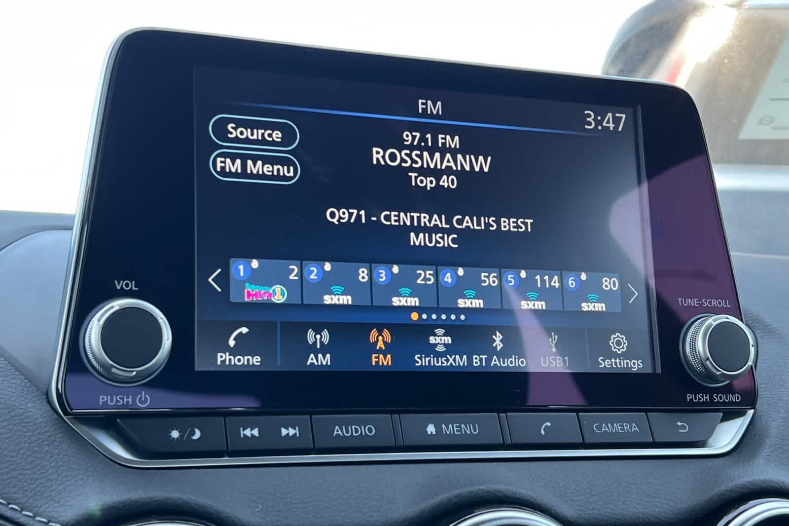 Thumbnail: 2025 Nissan Sentra - 19