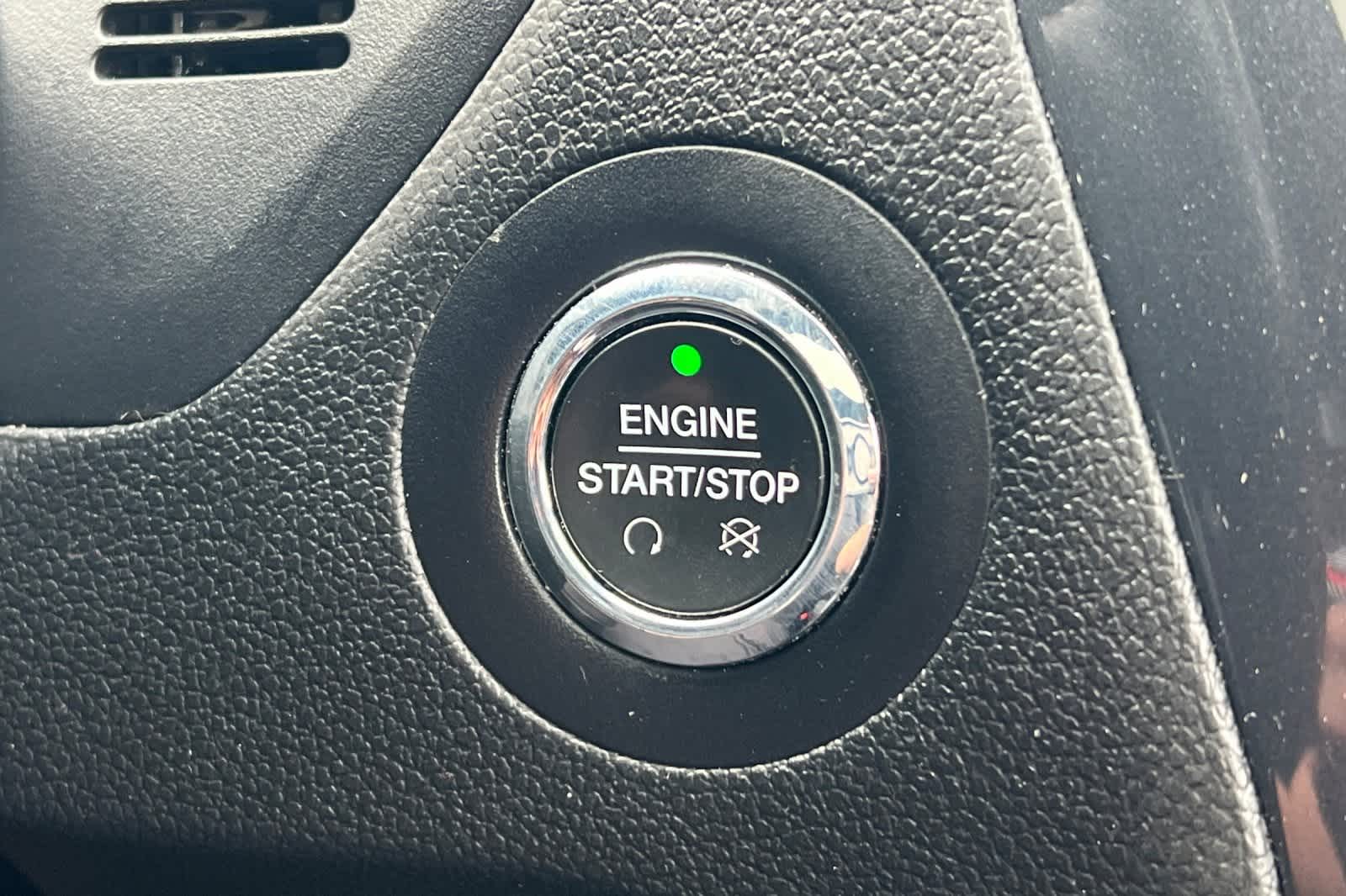 Thumbnail: 2018 Ford Explorer - 30