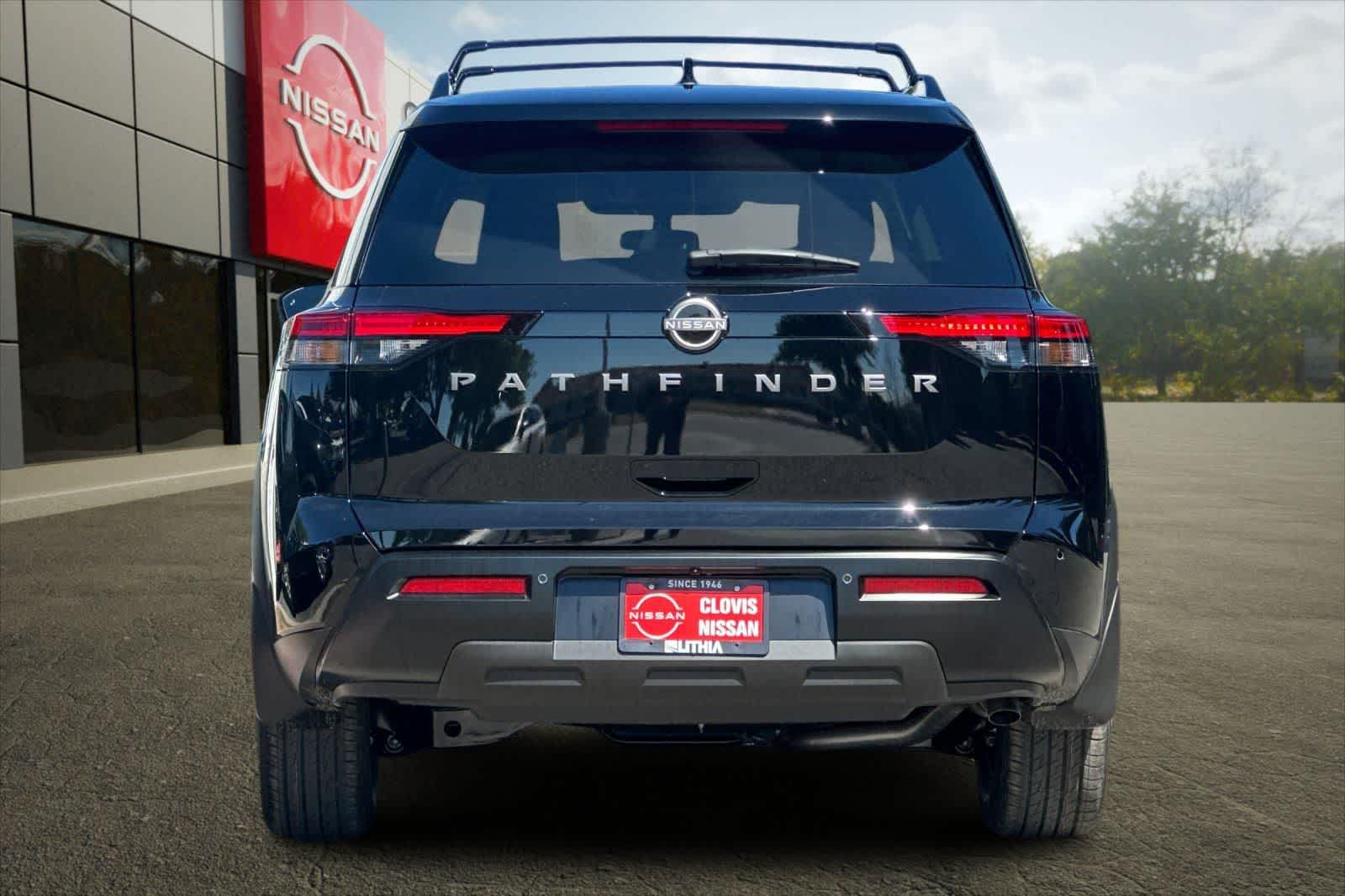 Thumbnail: 2026 Nissan Pathfinder - 8