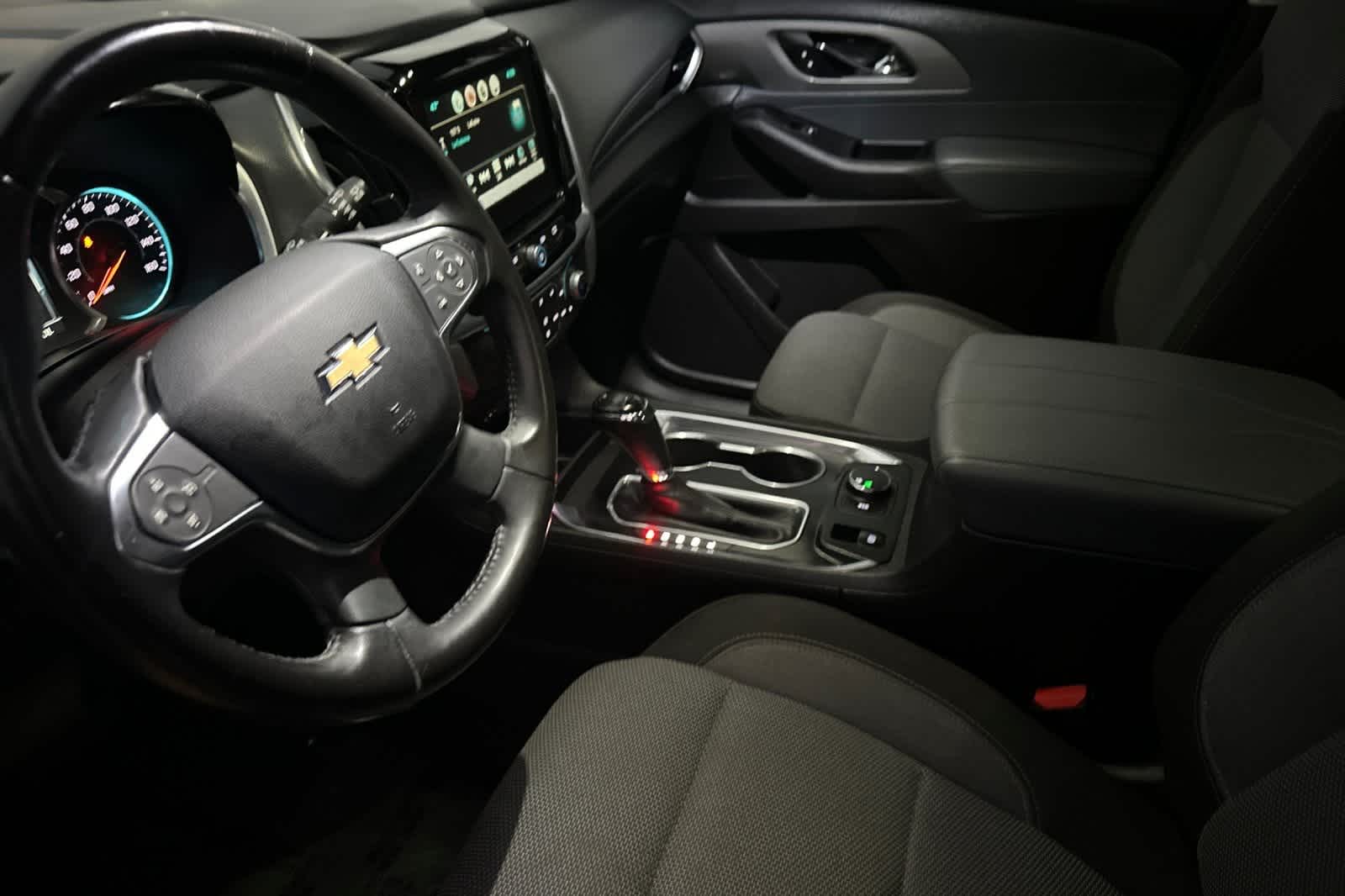 Thumbnail: 2019 Chevrolet Traverse - 12