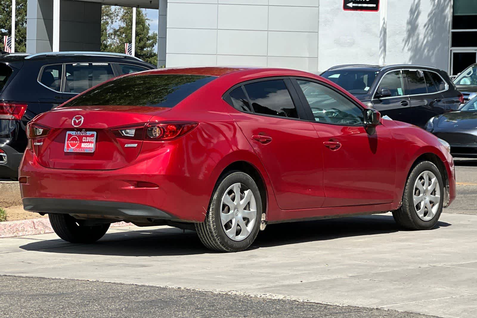 Thumbnail: 2018 Mazda Mazda3 - 3
