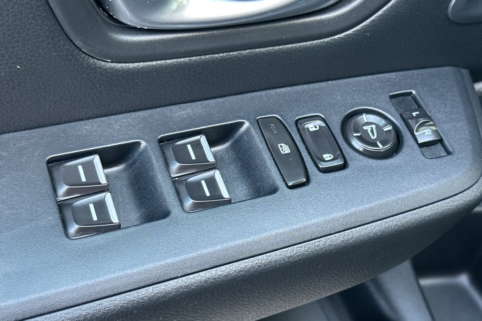 Thumbnail: 2024 Honda Pilot - 14