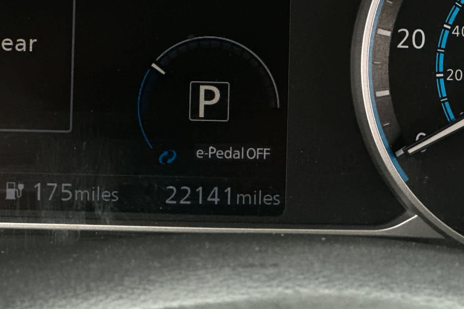 Thumbnail: 2023 Nissan Leaf - 23