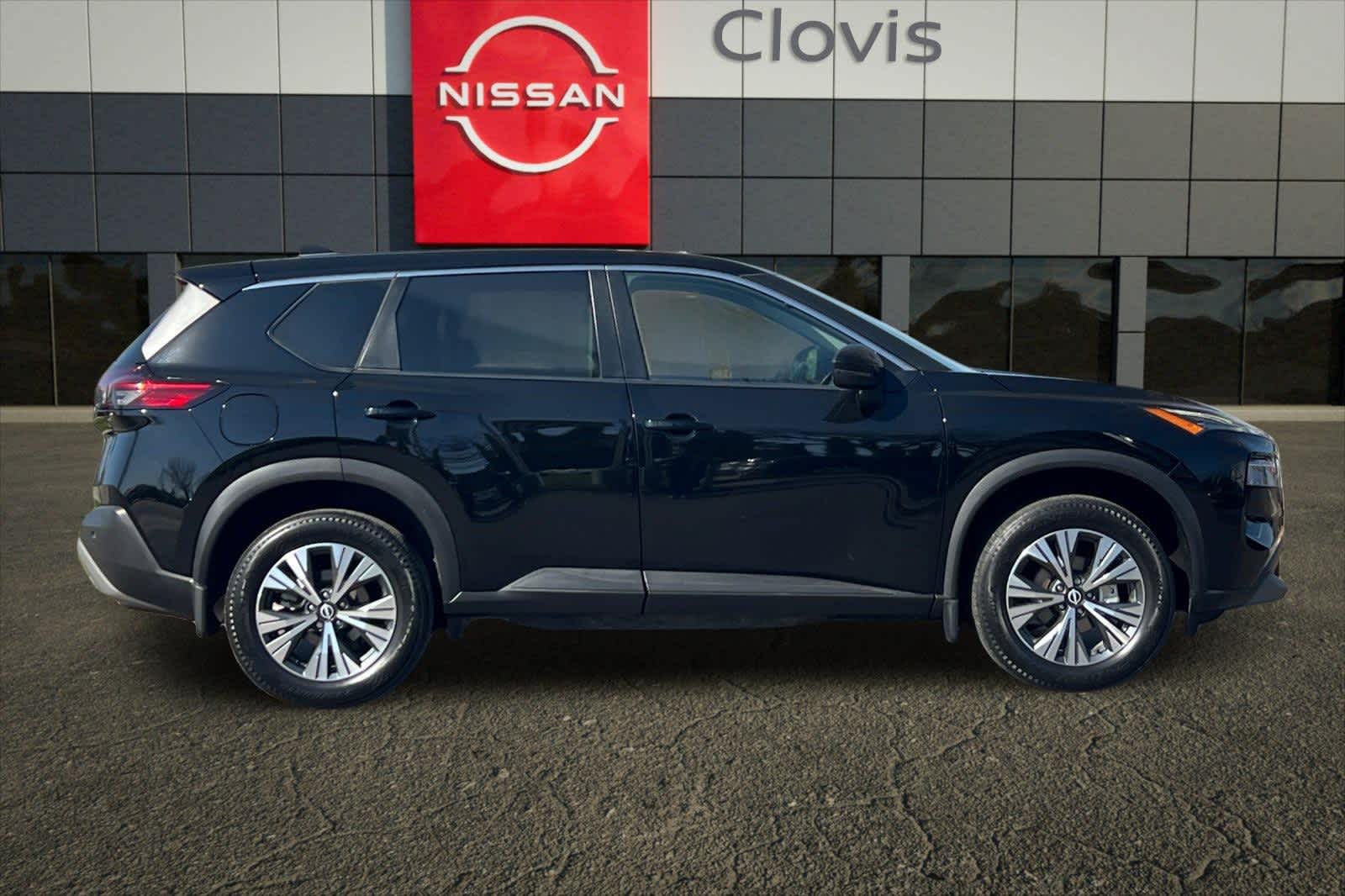 Thumbnail: 2022 Nissan Rogue - 9