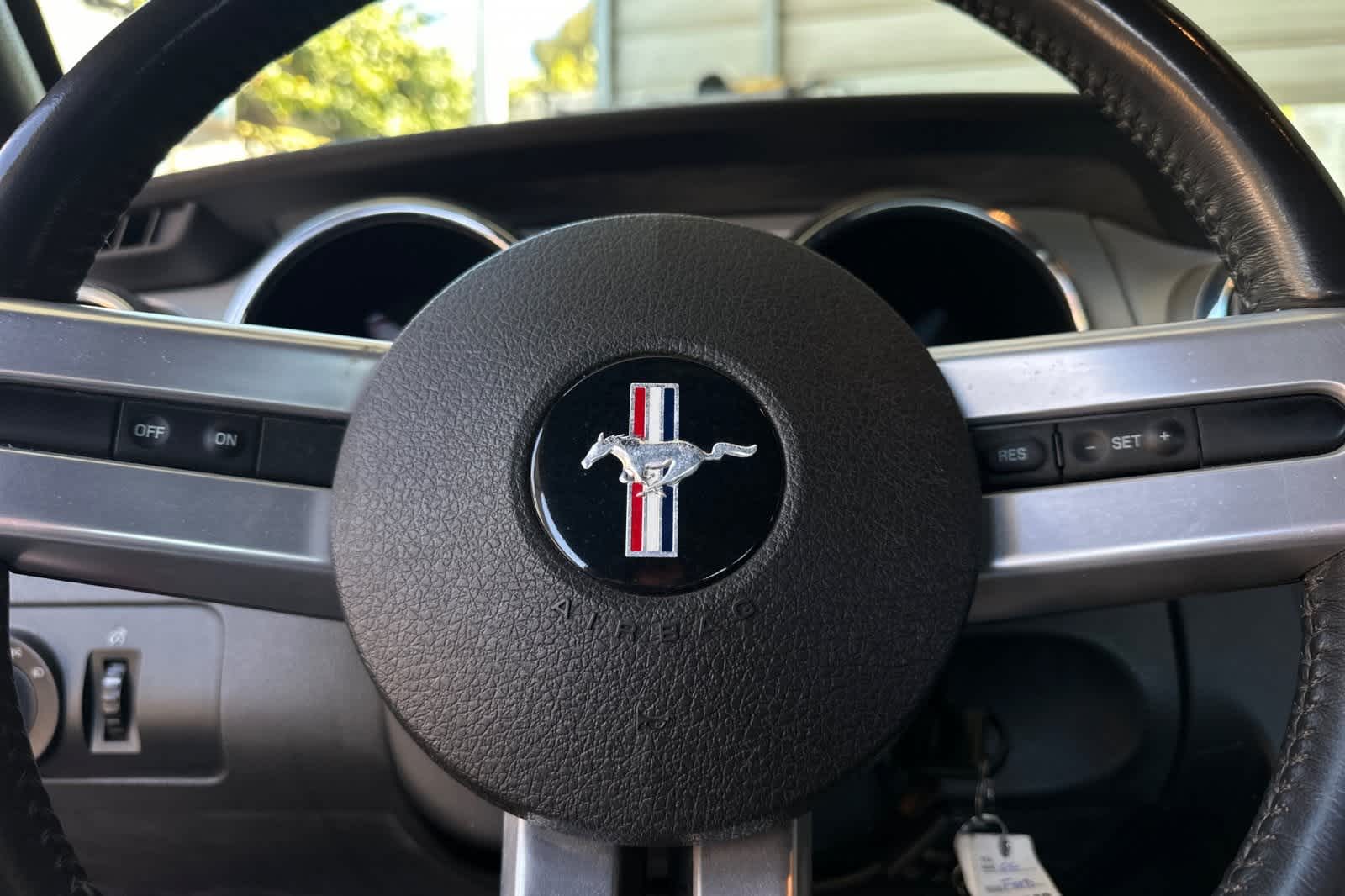 2006 Ford Mustang  22