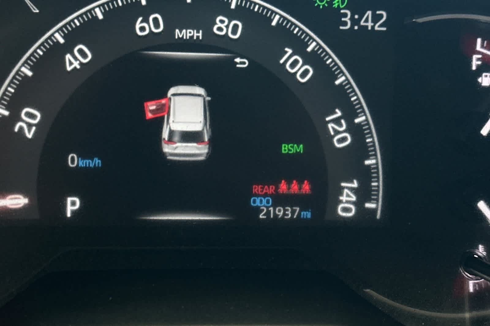 Thumbnail: 2024 Toyota RAV4 - 27