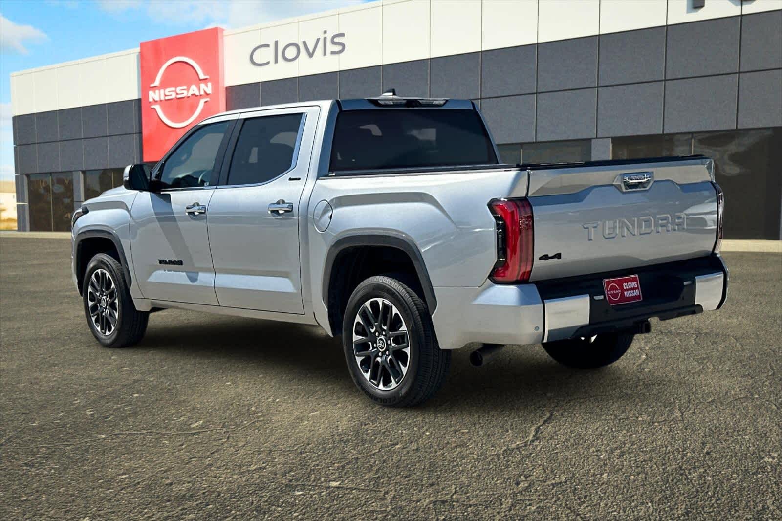 Thumbnail: 2024 Toyota Tundra - 7