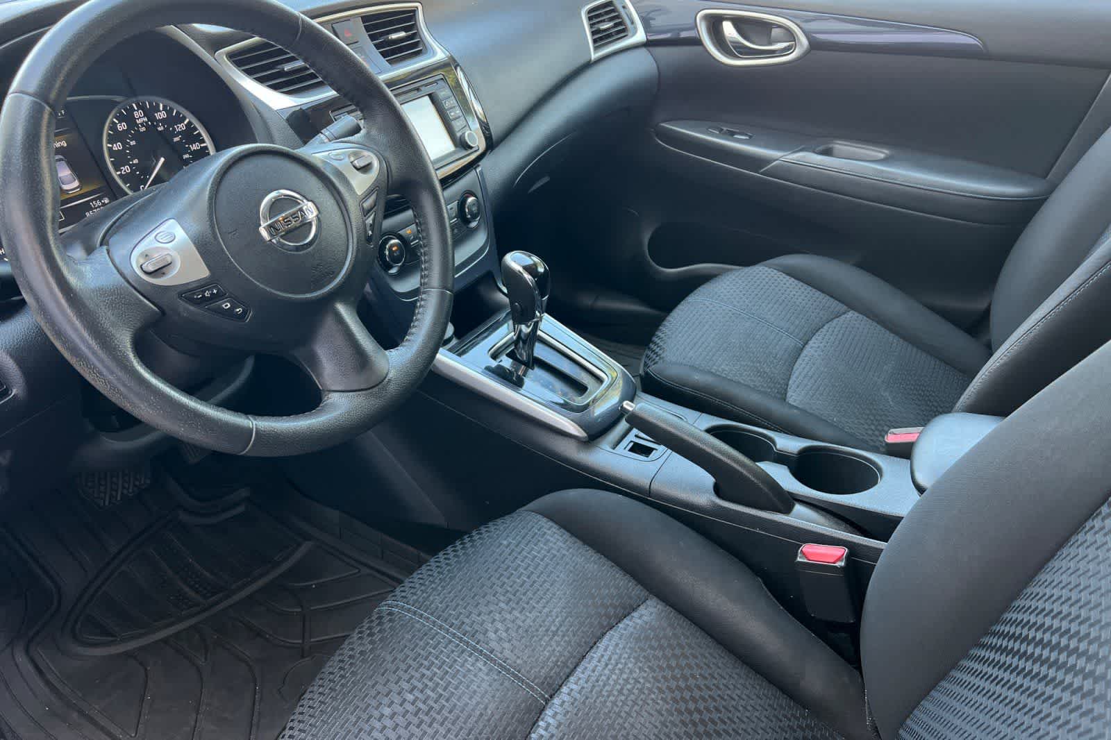 Thumbnail: 2016 Nissan Sentra - 14