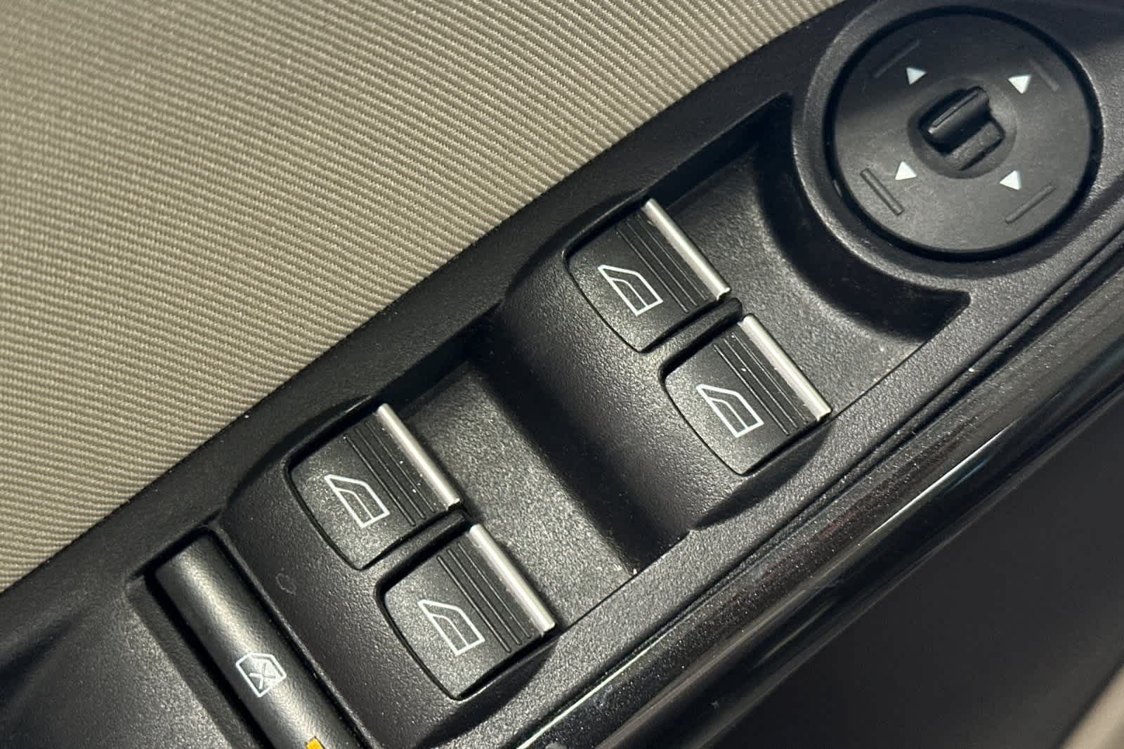Thumbnail: 2015 Ford Focus - 16