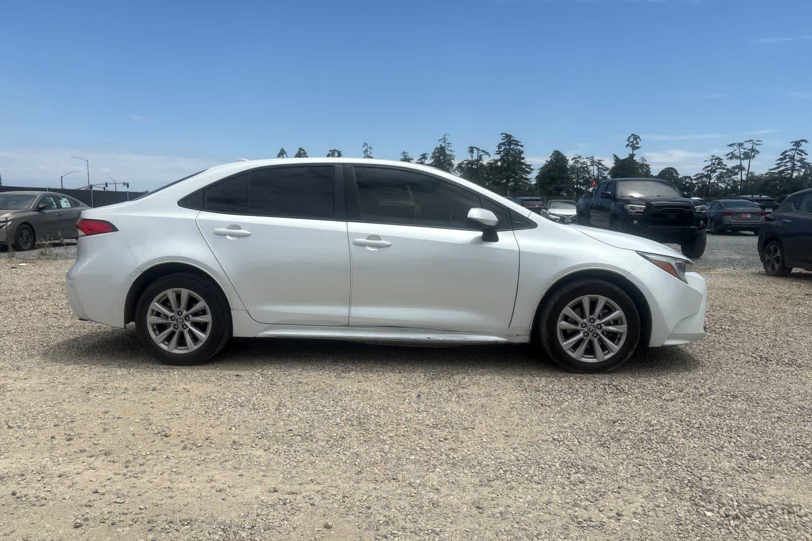 Thumbnail: 2023 Toyota Corolla - 9
