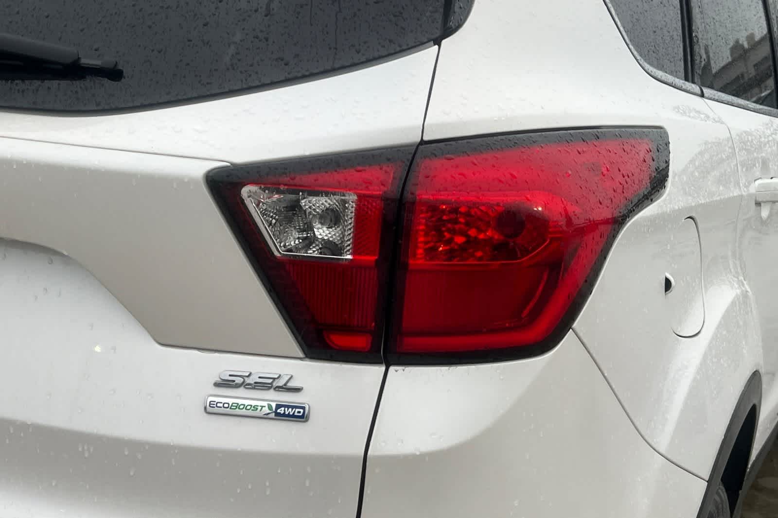 Thumbnail: 2019 Ford Escape - 15