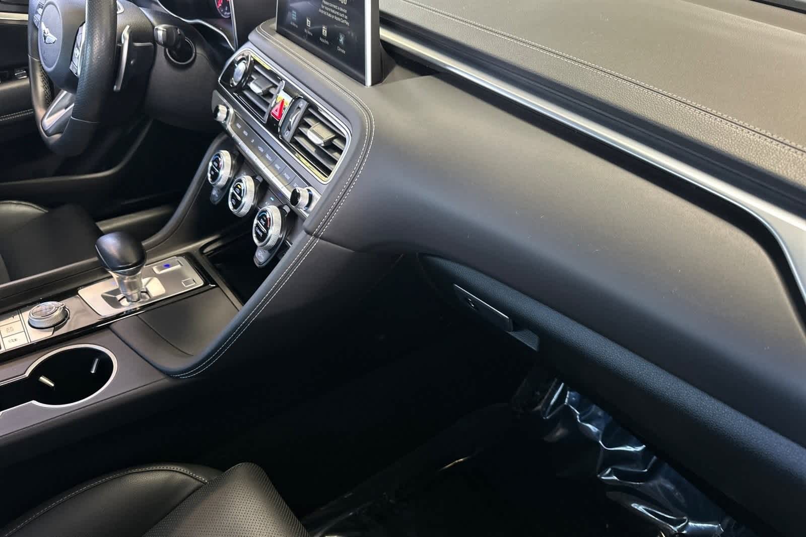 Thumbnail: 2021 Genesis G70 - 16