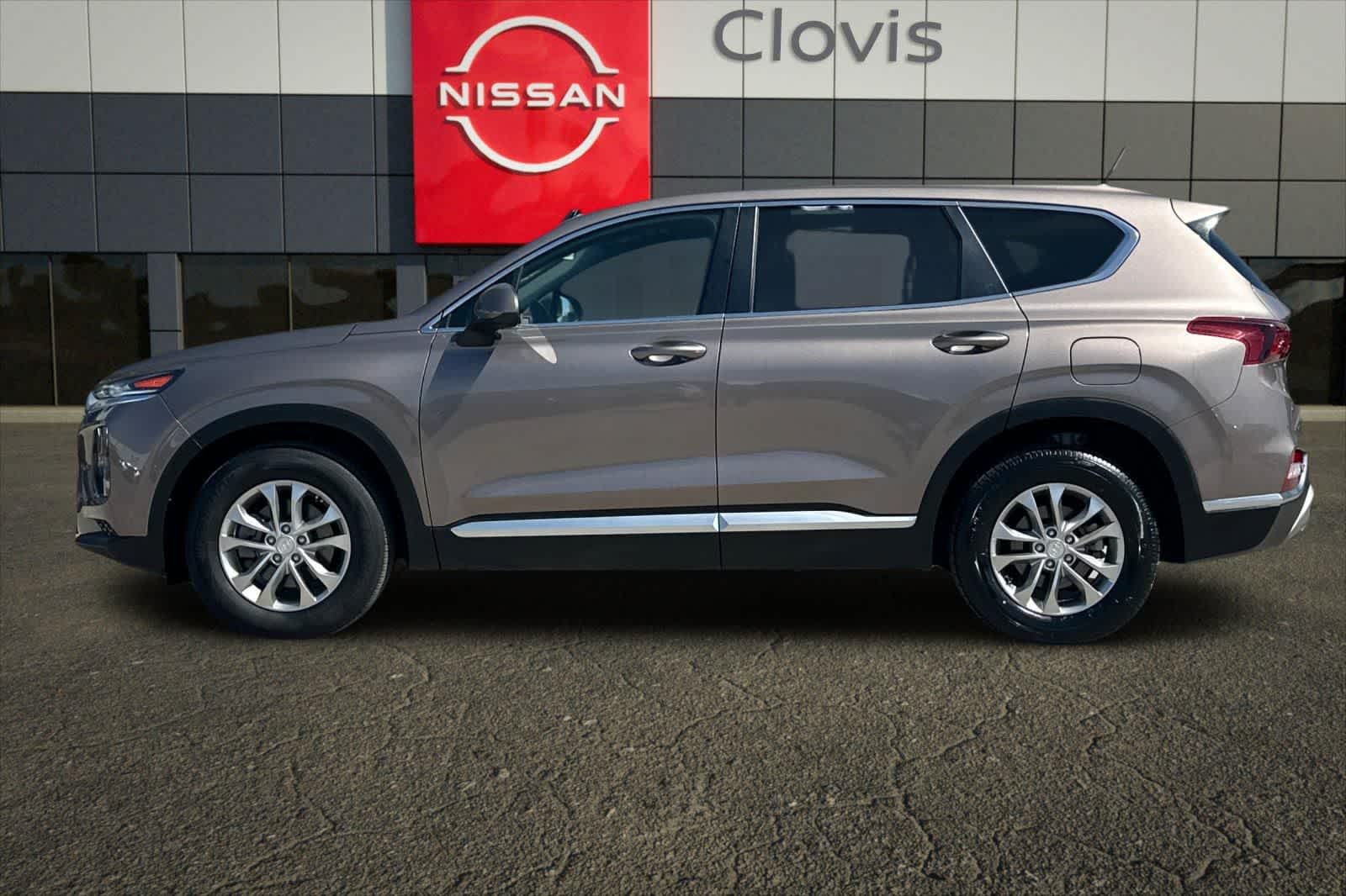 Thumbnail: 2019 Hyundai Santa Fe - 6