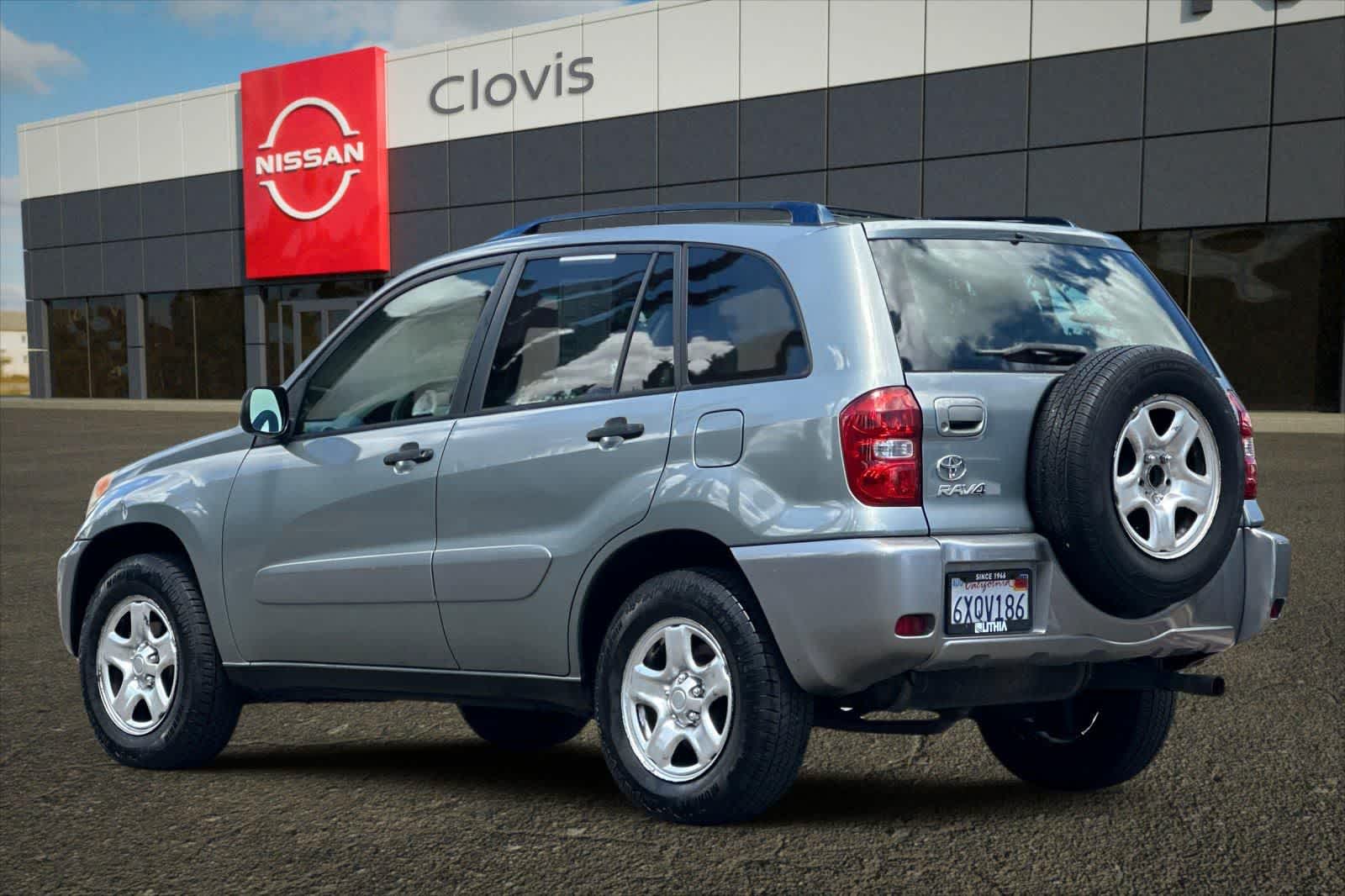 Thumbnail: 2004 Toyota RAV4 - 7