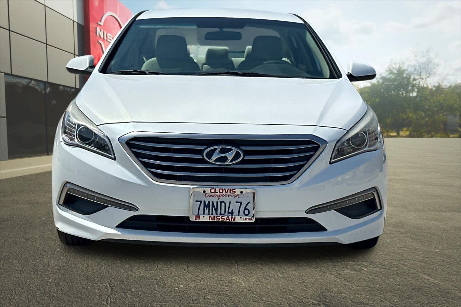 Thumbnail: 2015 Hyundai Sonata - 11