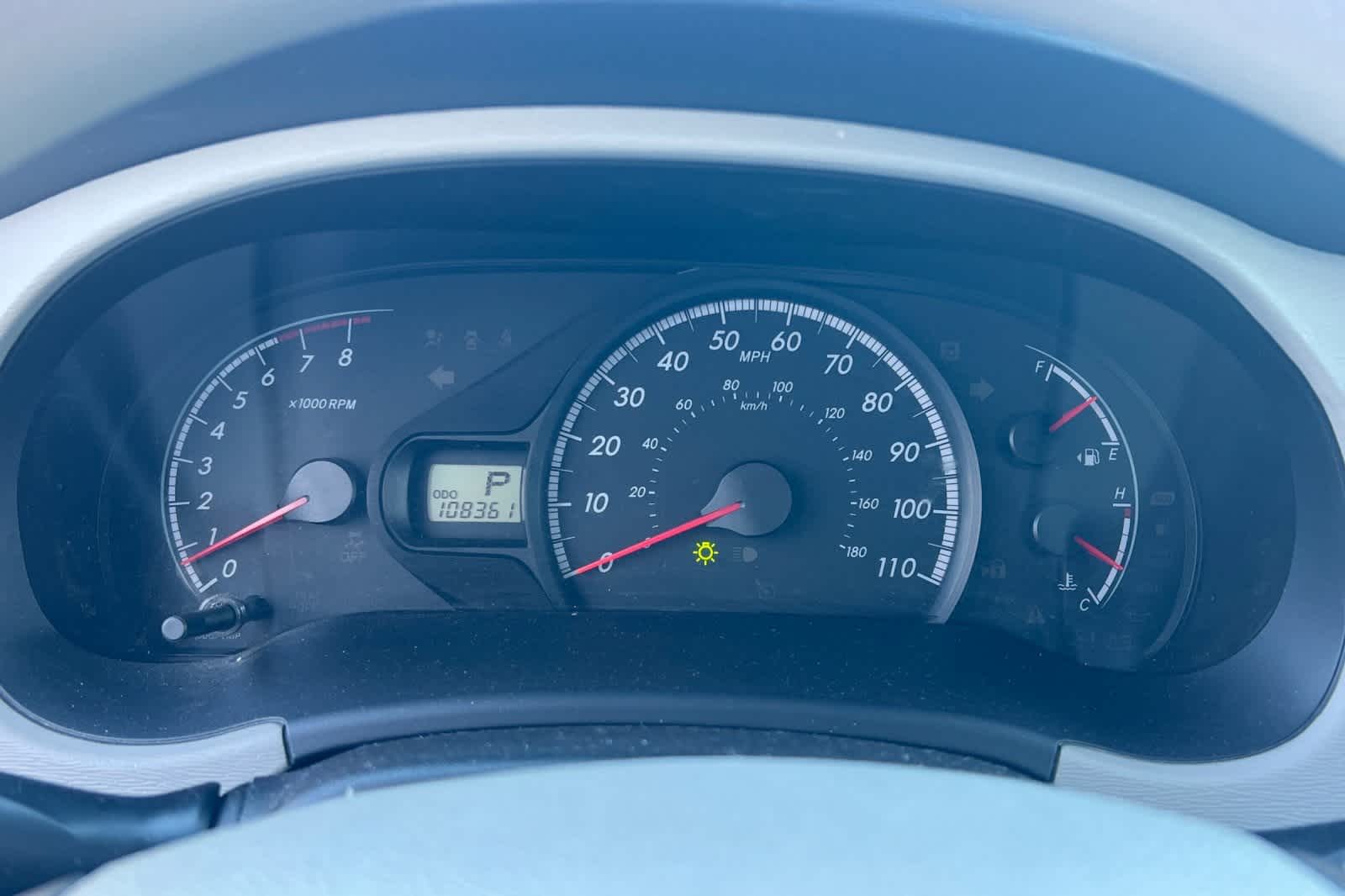 Thumbnail: 2014 Toyota Sienna - 26