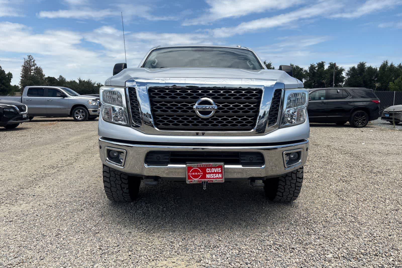 Thumbnail: 2017 Nissan Titan - 11