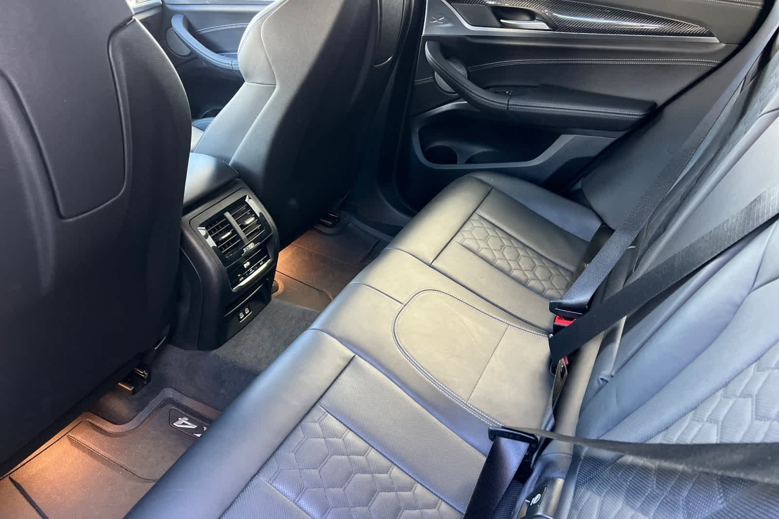 Thumbnail: 2021 BMW X4 - 5