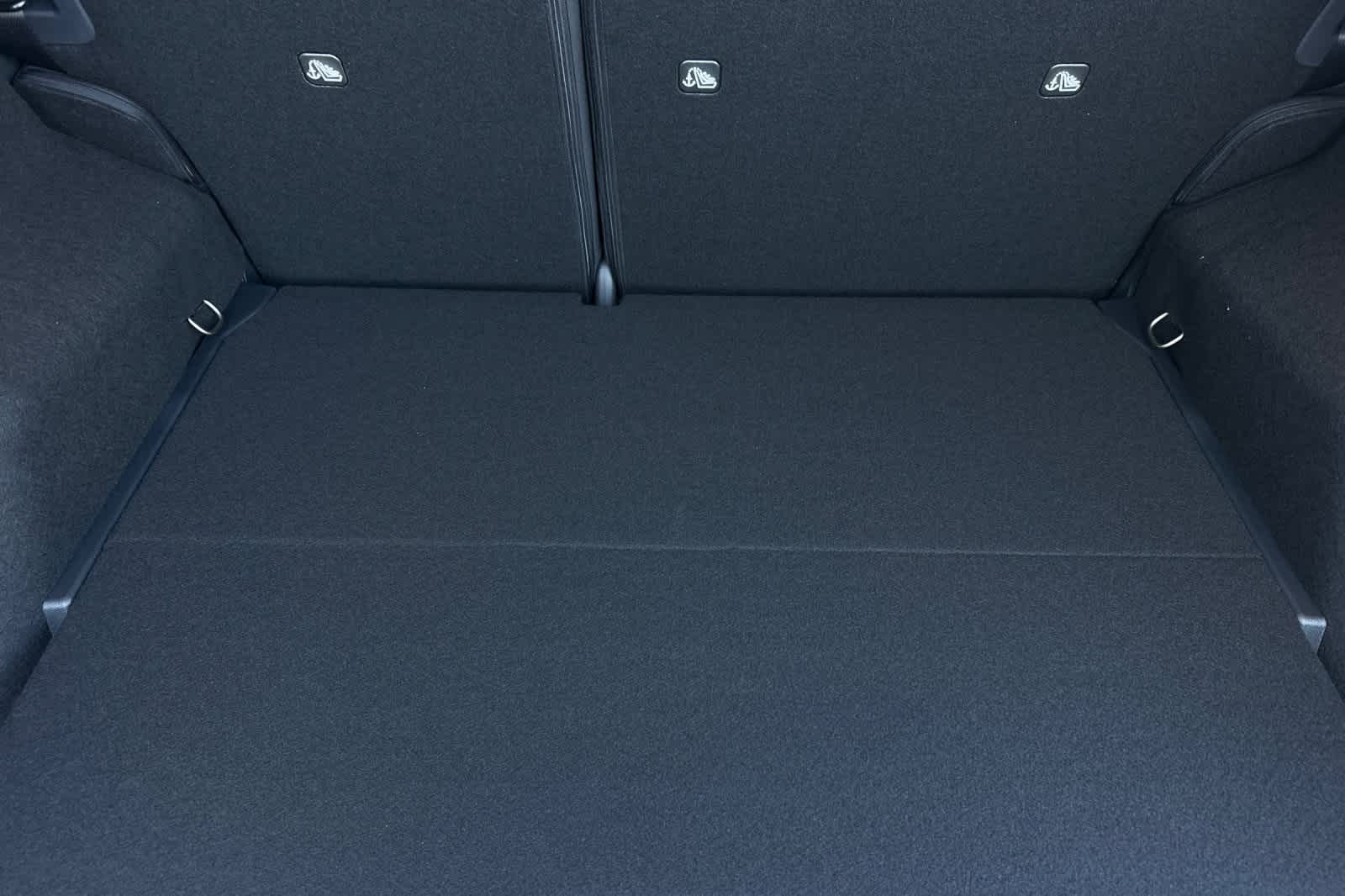 Thumbnail: 2026 Nissan Kicks - 18