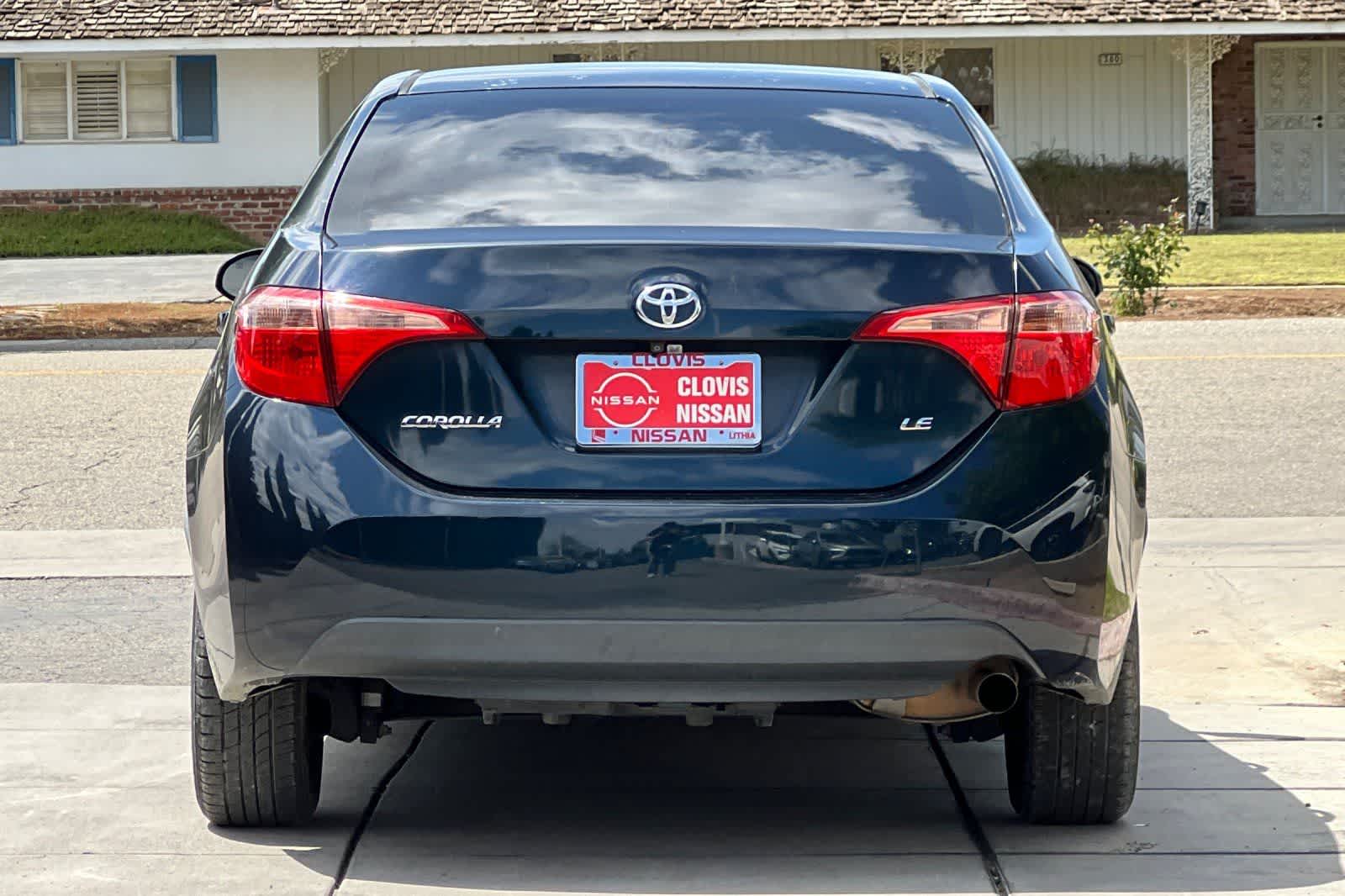 Thumbnail: 2017 Toyota Corolla - 8