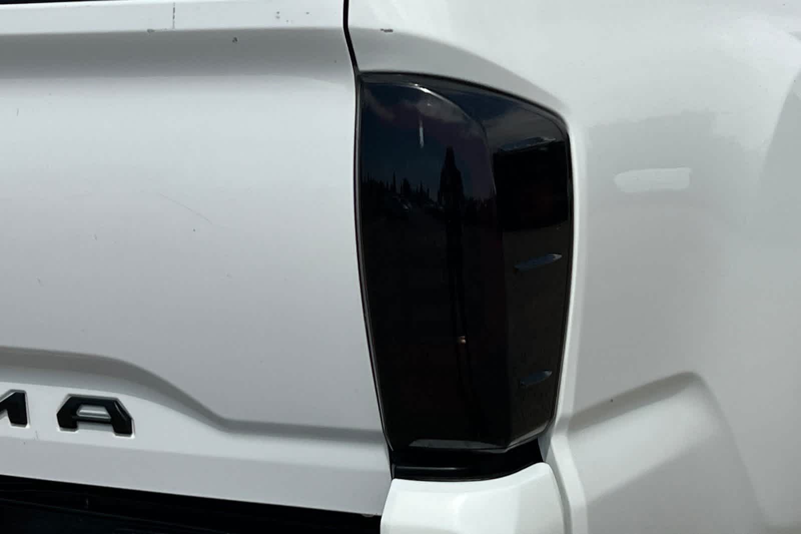 Thumbnail: 2022 Toyota Tacoma - 13