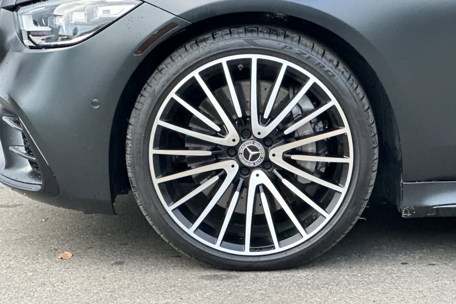 Thumbnail: 2023 Mercedes-Benz S-Class - 37