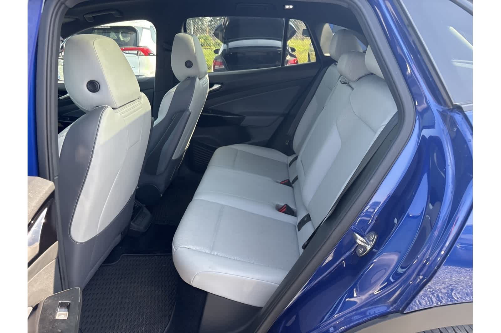 Thumbnail: 2022 Volkswagen ID.4 - 5