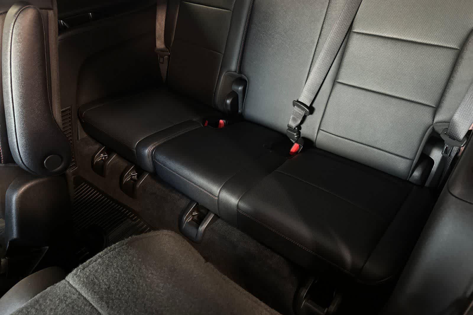 Thumbnail: 2025 Chevrolet Traverse - 18