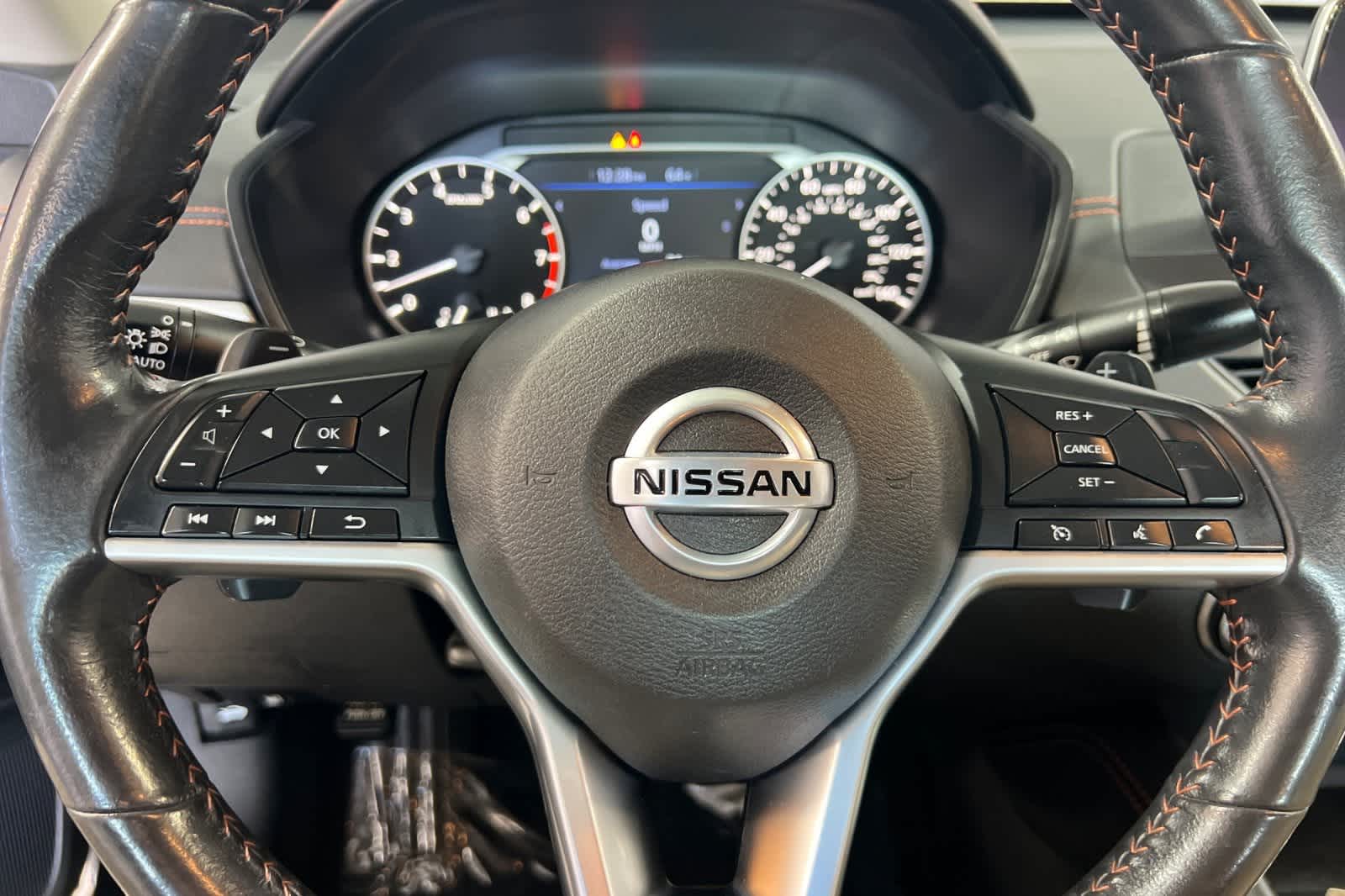 2022 Nissan Altima SR 23