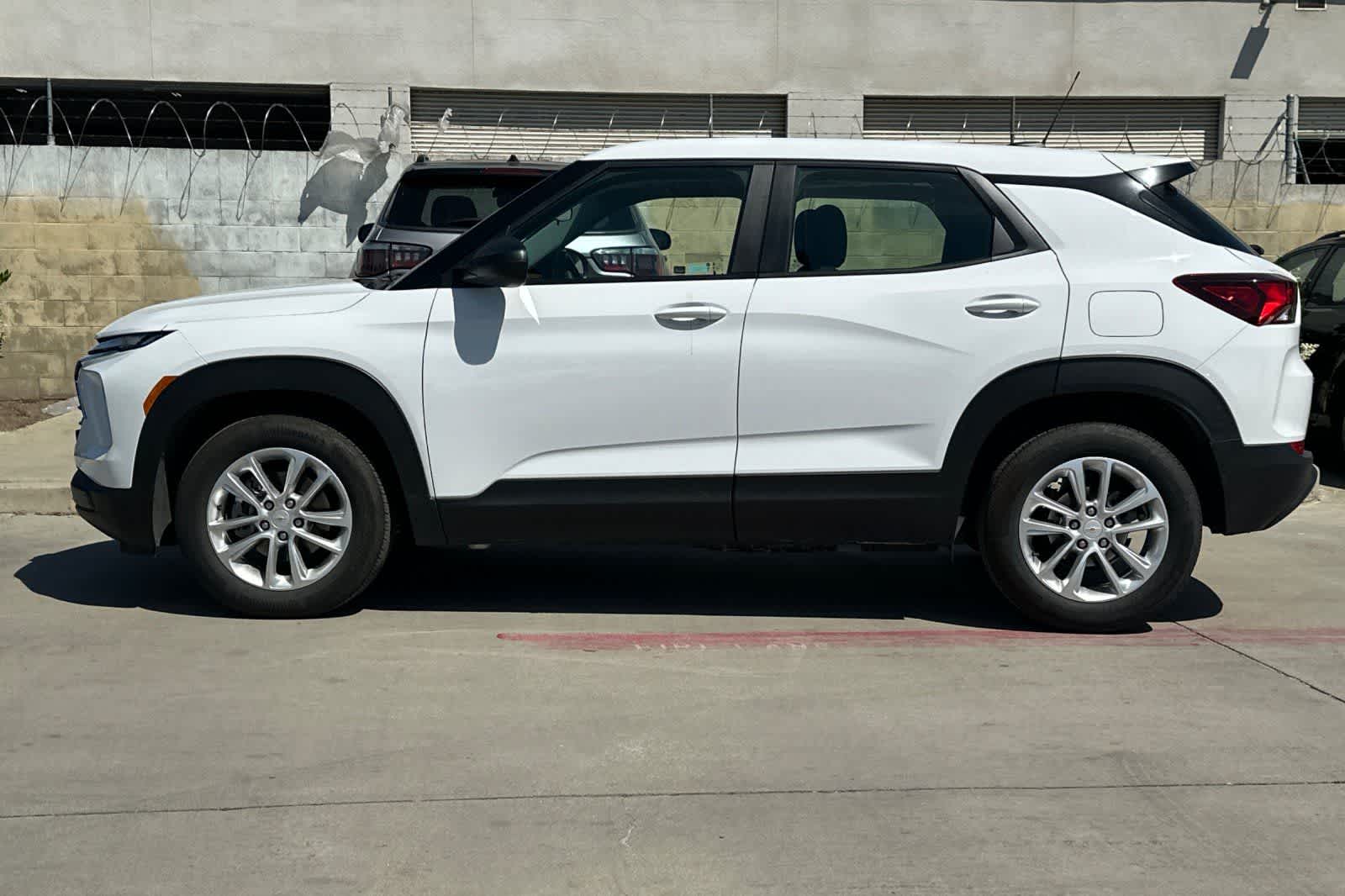 Thumbnail: 2025 Chevrolet TrailBlazer - 6