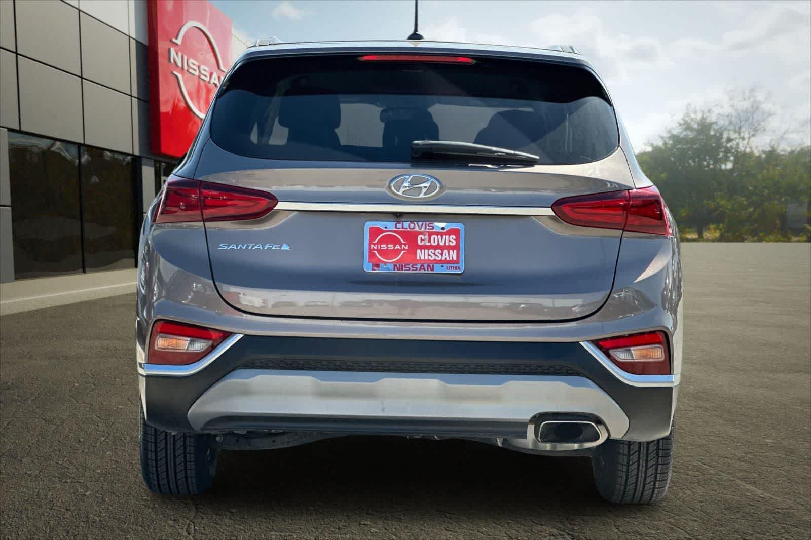 Thumbnail: 2019 Hyundai Santa Fe - 8