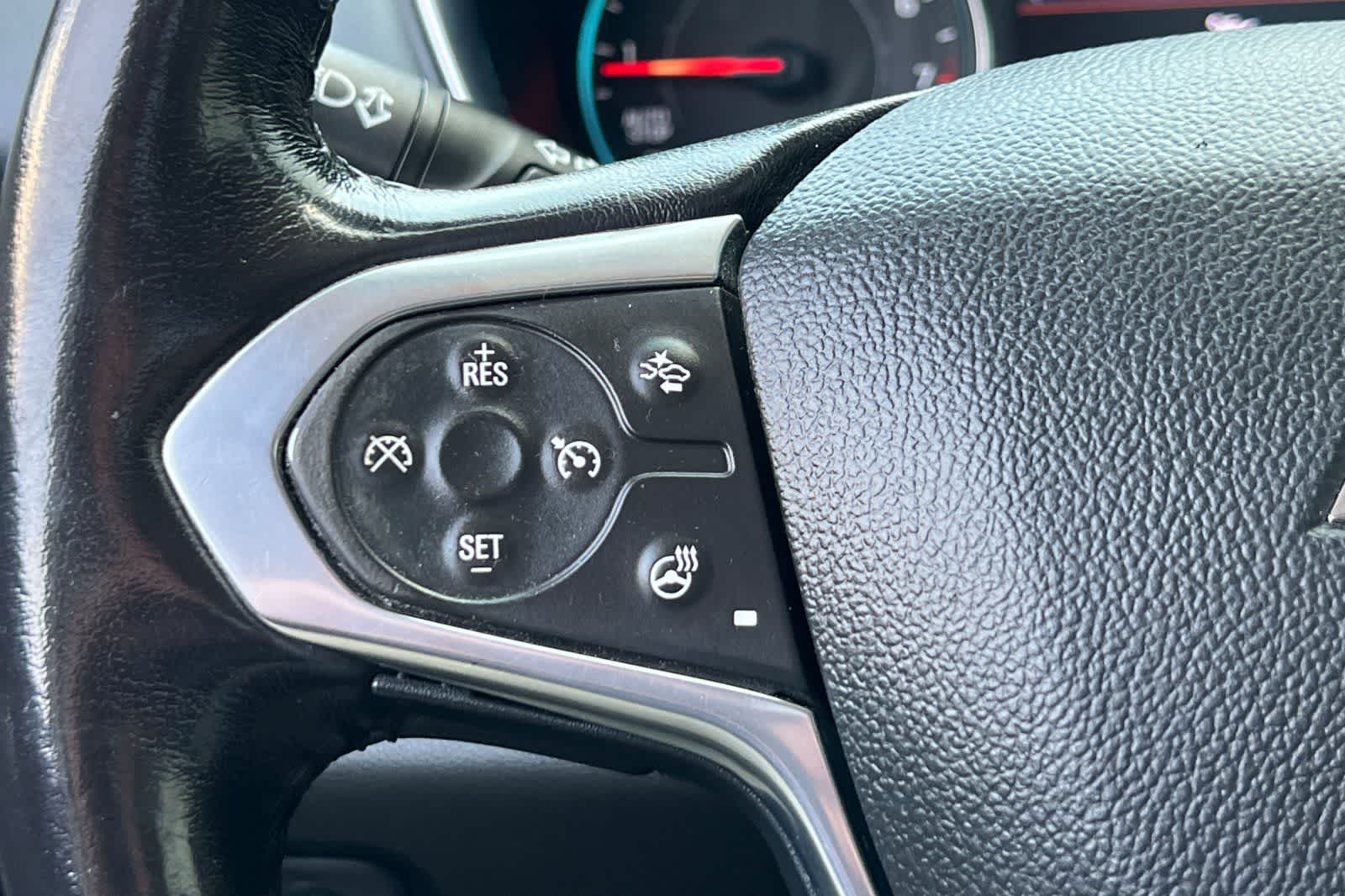 Thumbnail: 2020 Chevrolet Traverse - 34