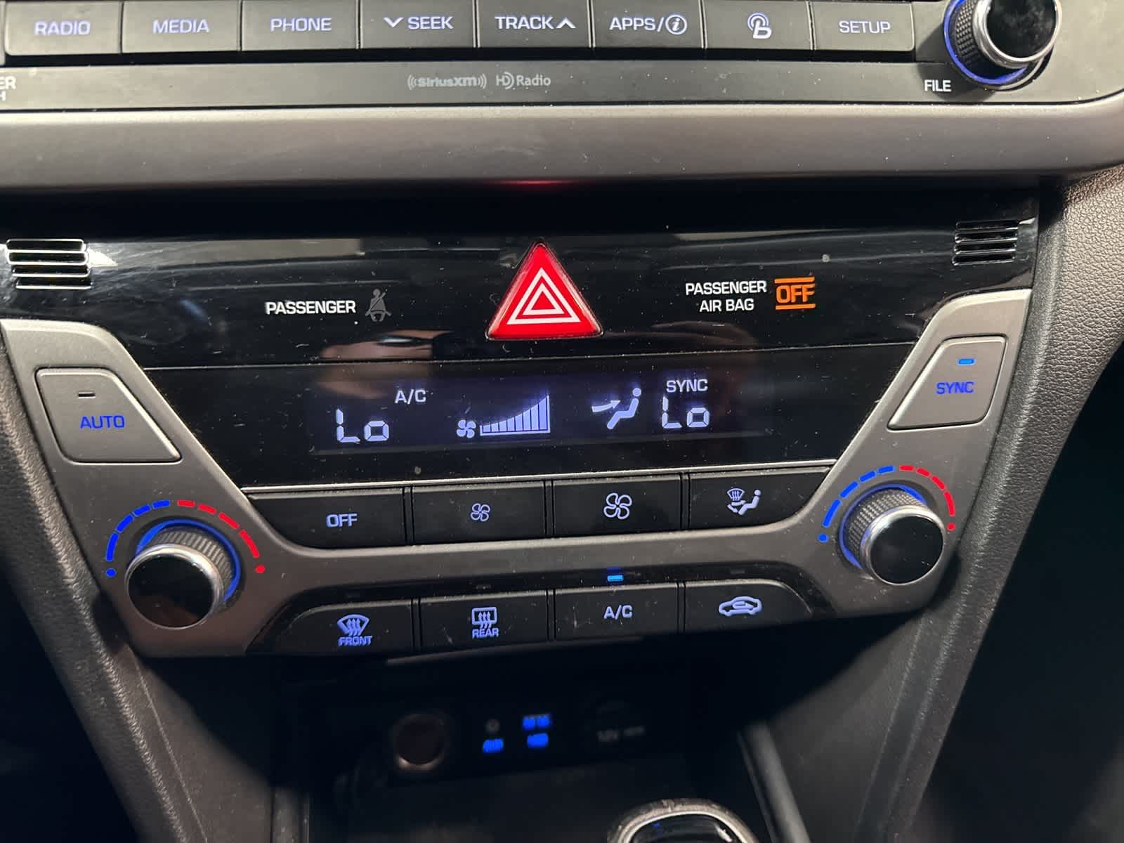 Thumbnail: 2017 Hyundai Elantra - 21