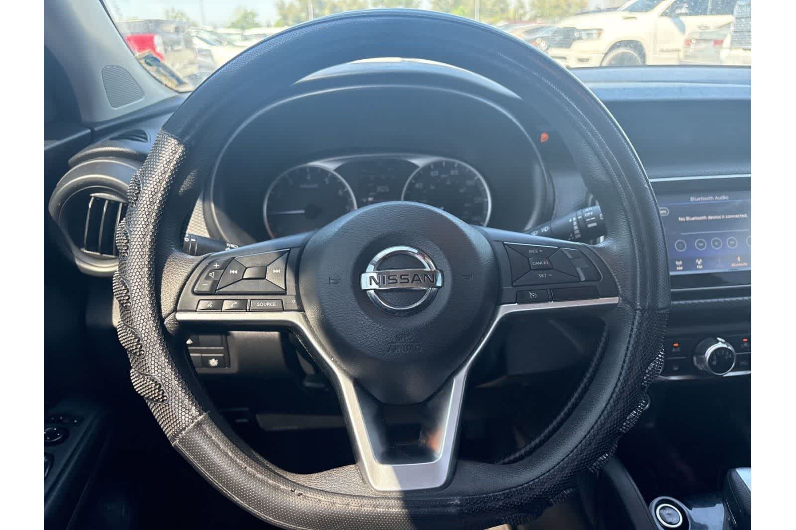 Thumbnail: 2021 Nissan Kicks - 23