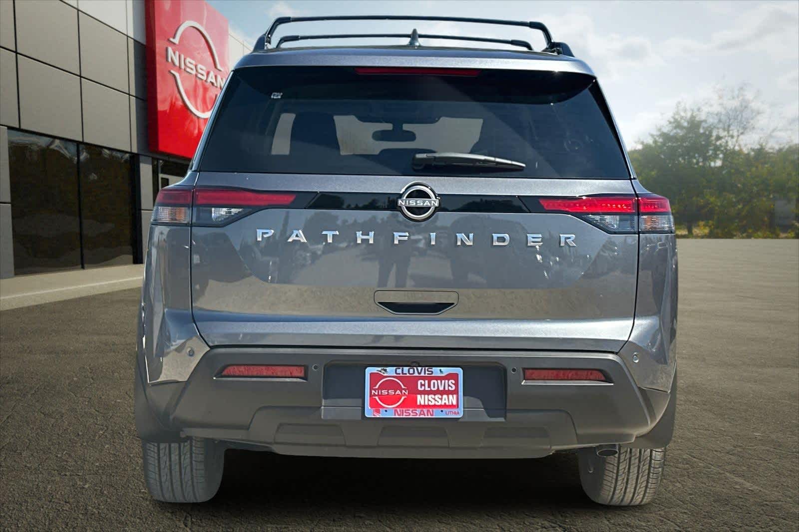 Thumbnail: 2025 Nissan Pathfinder - 8