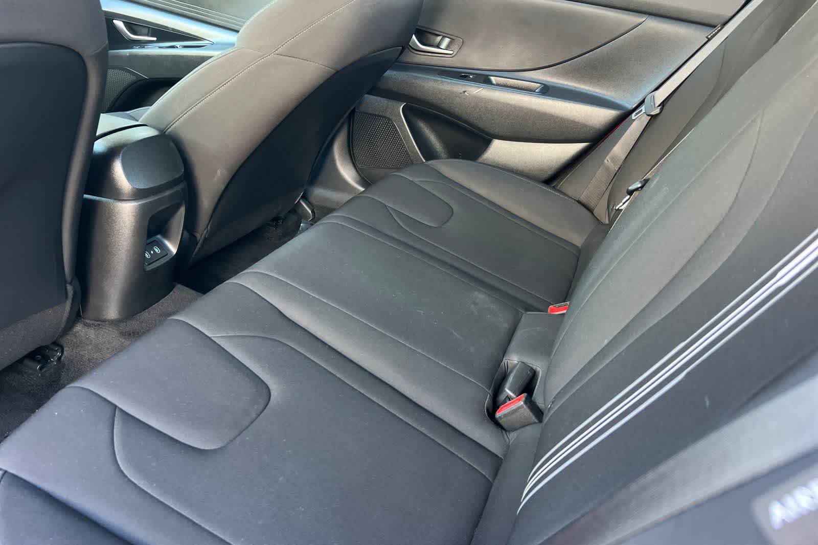 Thumbnail: 2024 Hyundai Elantra - 5