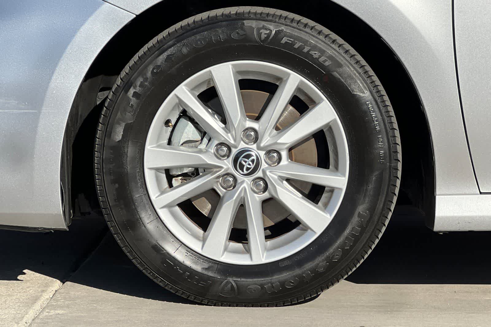 Thumbnail: 2025 Toyota Camry - 27