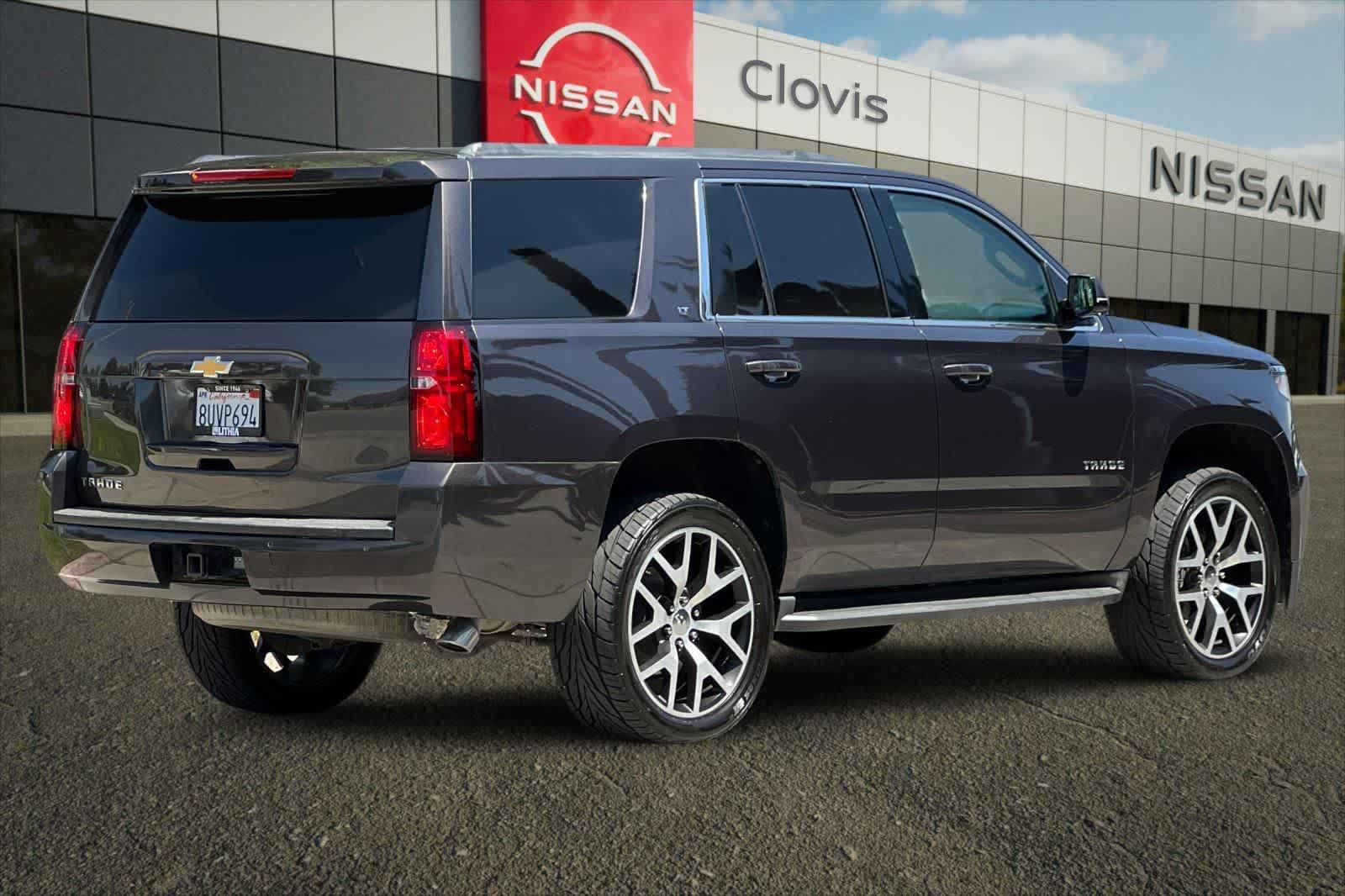 Thumbnail: 2016 Chevrolet Tahoe - 3