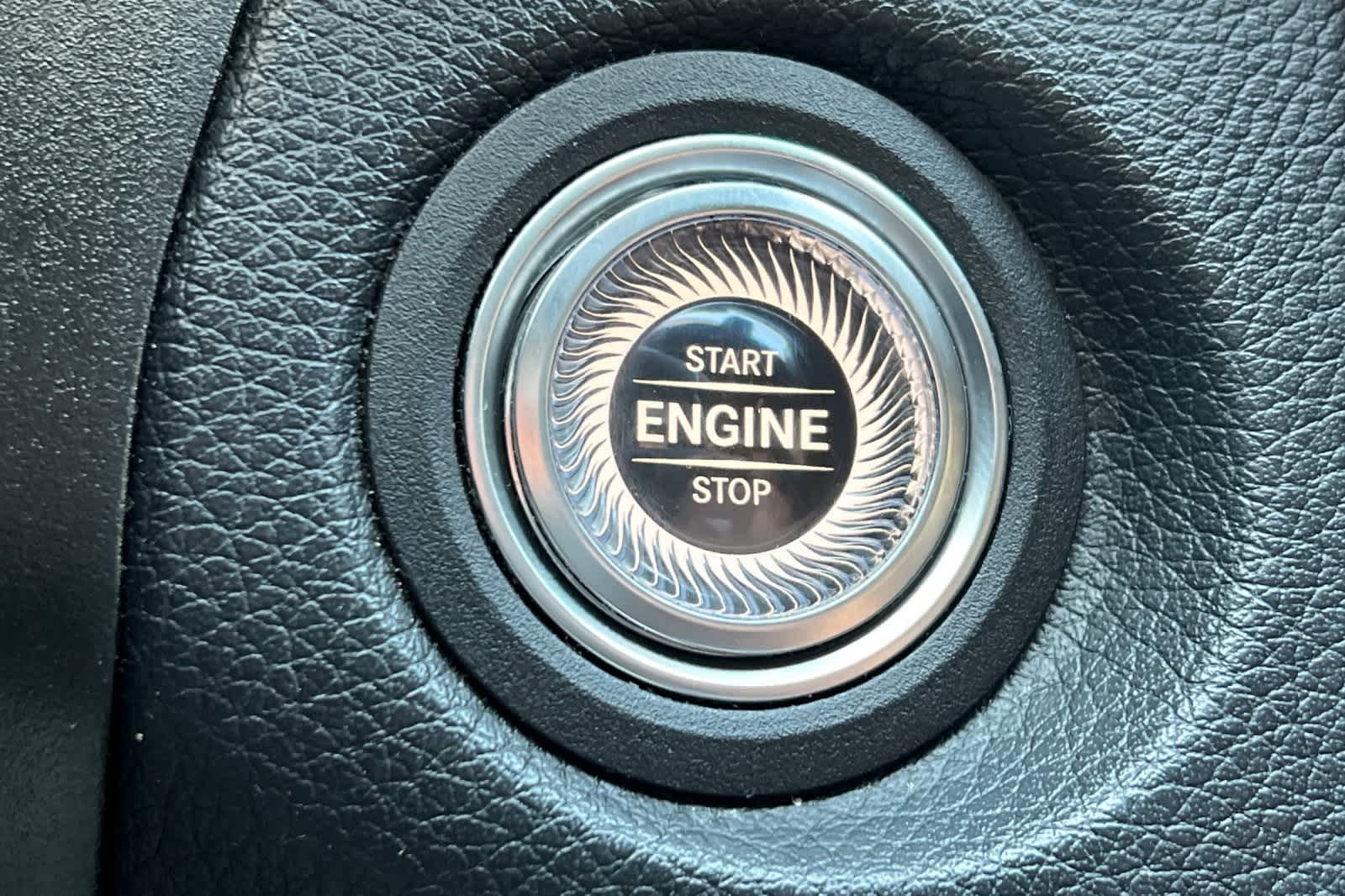 Thumbnail: 2020 Mercedes-Benz GLC - 25