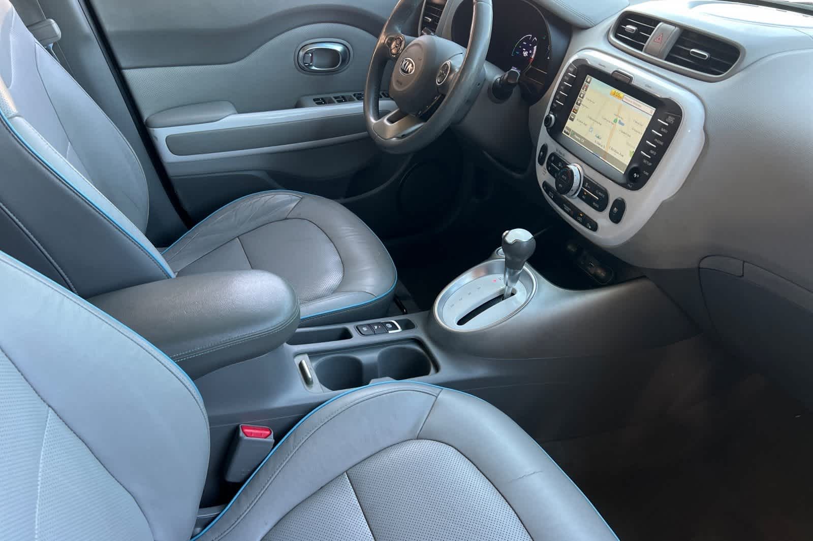 Thumbnail: 2017 Kia Soul EV - 19
