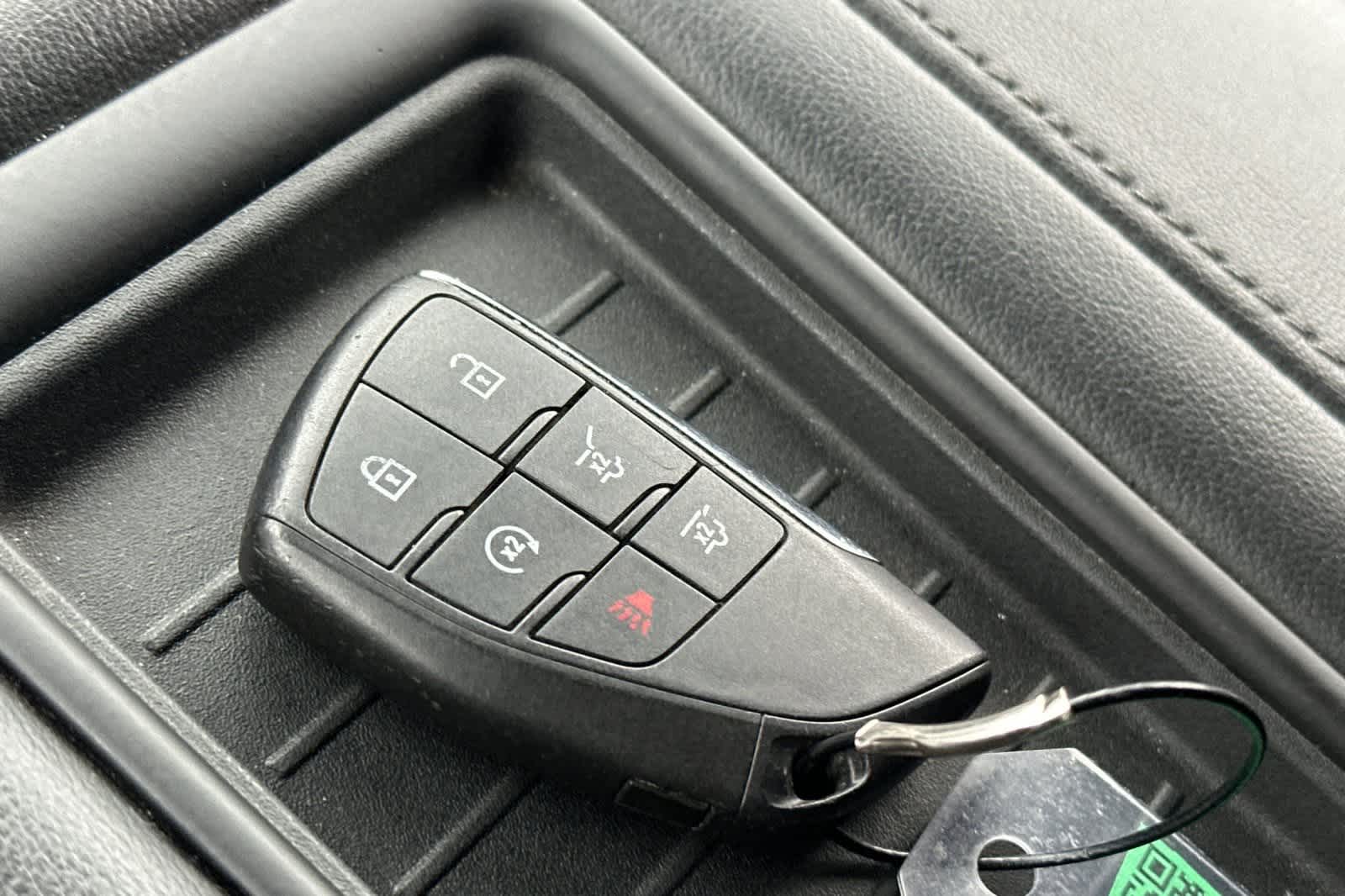 Thumbnail: 2023 Chevrolet Suburban - 26