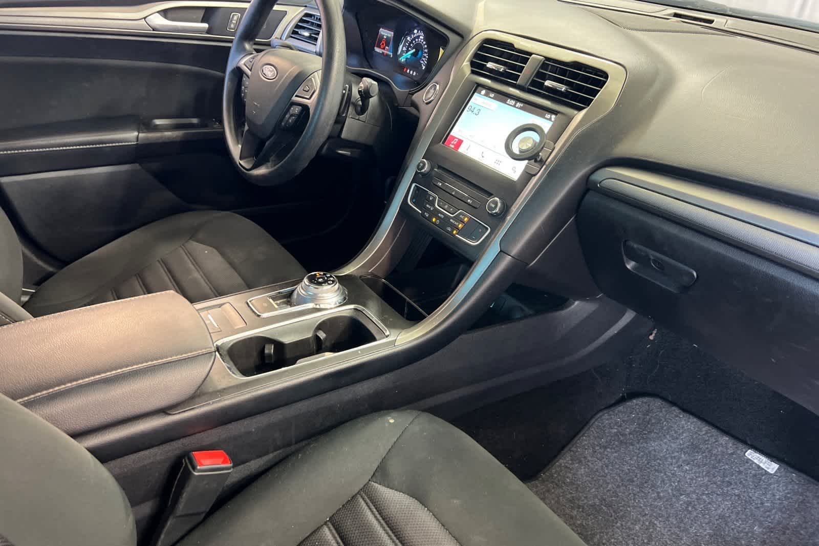 Thumbnail: 2018 Ford Fusion - 18