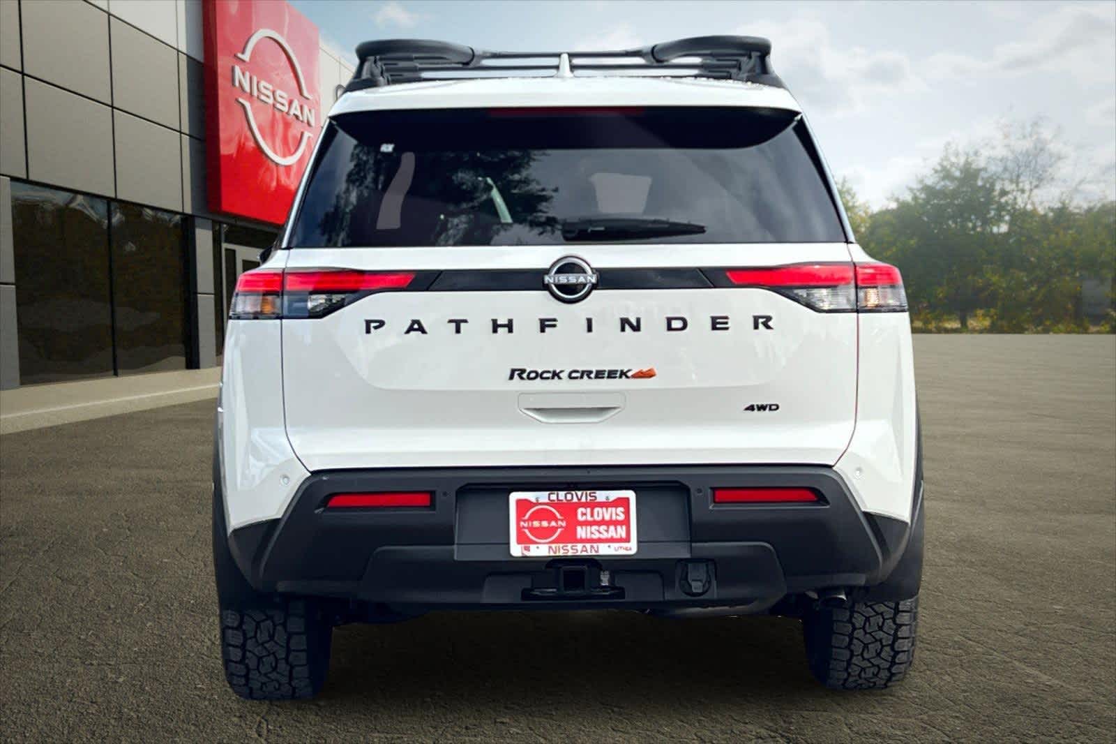 Thumbnail: 2025 Nissan Pathfinder - 8