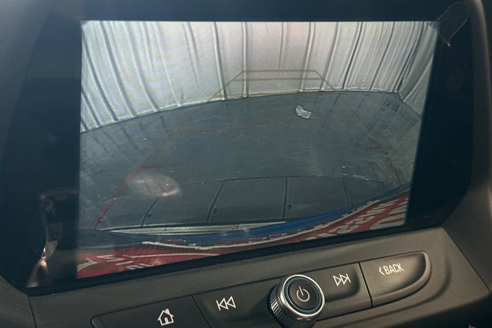 Thumbnail: 2018 Chevrolet Camaro - 21