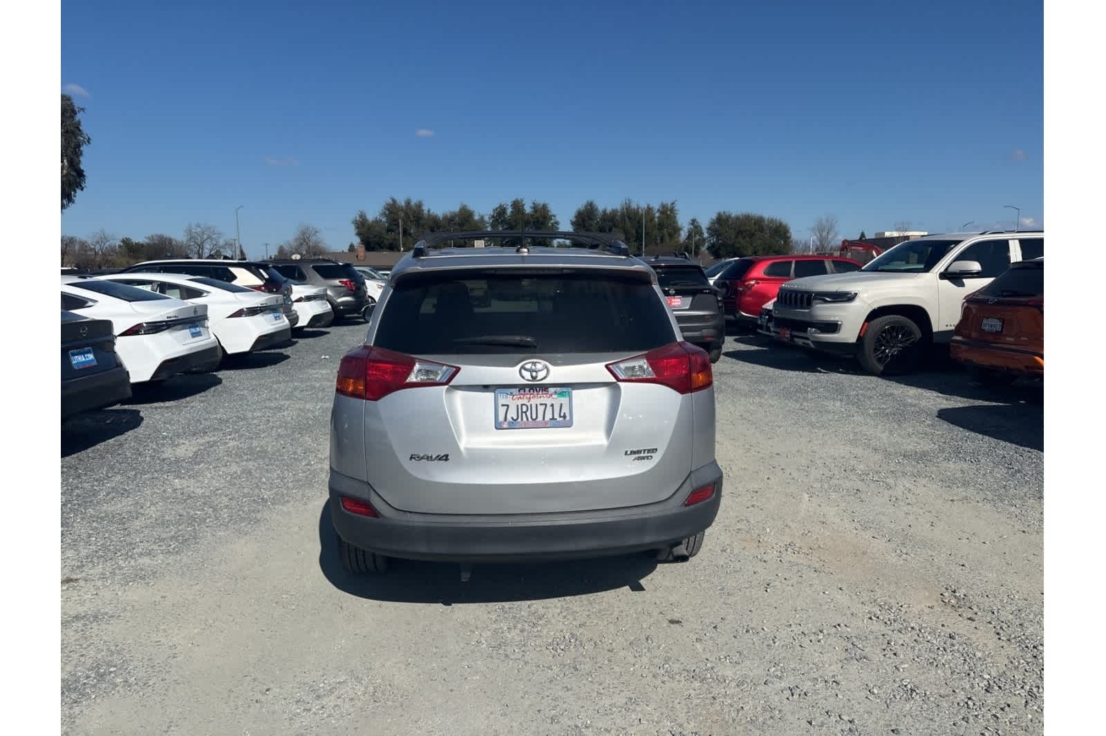 Thumbnail: 2015 Toyota RAV4 - 8