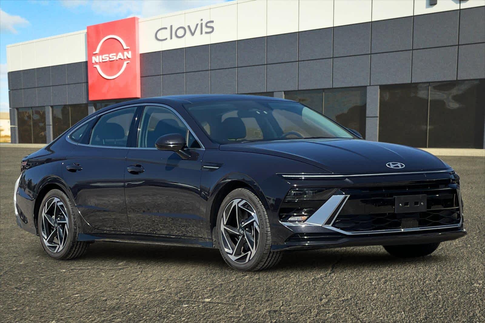 Thumbnail: 2024 Hyundai Sonata - 10
