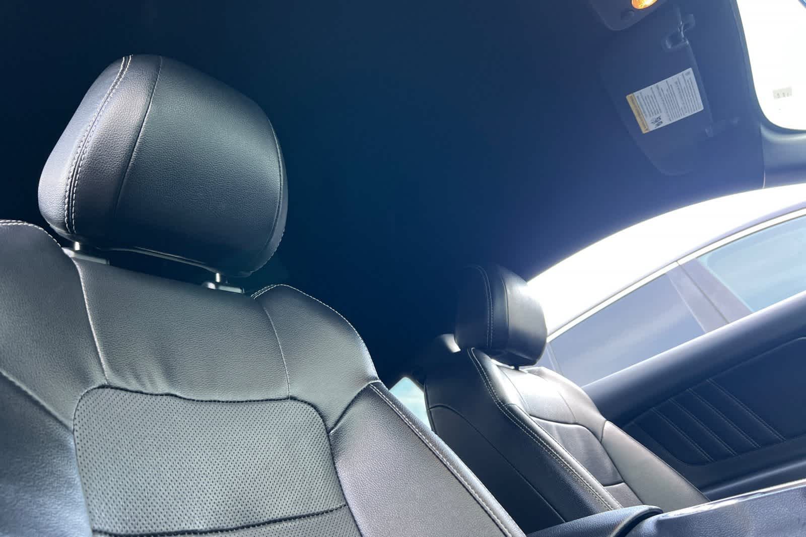 Thumbnail: 2022 Ford Mustang - 17