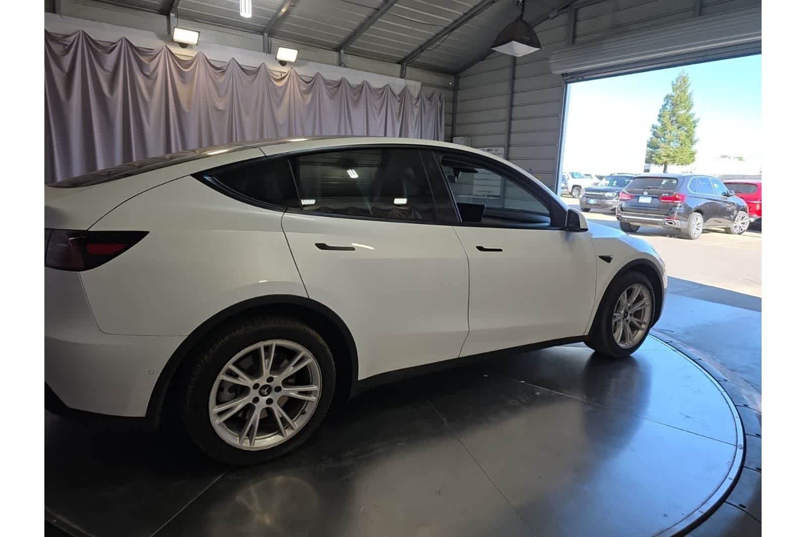 Thumbnail: 2021 Tesla Model Y - 12