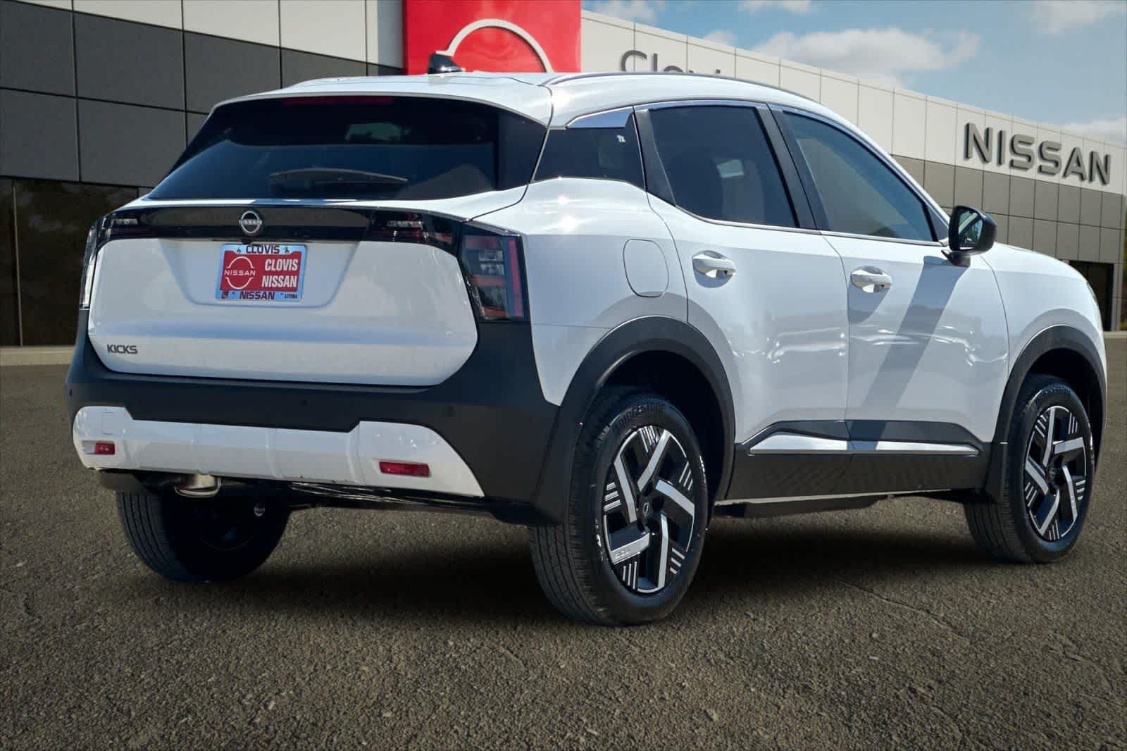 Thumbnail: 2026 Nissan Kicks - 3